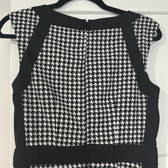 Ricki’s Black and White Houndstooth Dress - Size 6 - Picture 4 of 7